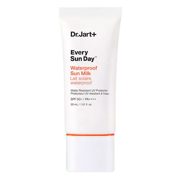 Крем сонцезахисний для чутливої шкіри Dr.Jart+ Every Sun Day Waterproof Sun Milk 30 ml 8809724476953 фото